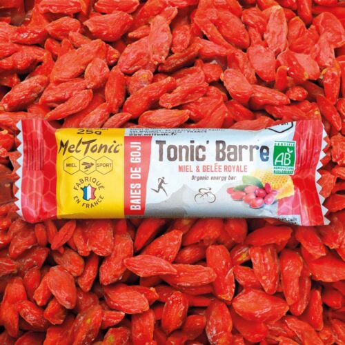 MelTonic Goji Berries Energy Bar combina ingredientes orgánicos y un sabor naturalmente afrutado para proporcionar energía sostenida y una nutrición completa