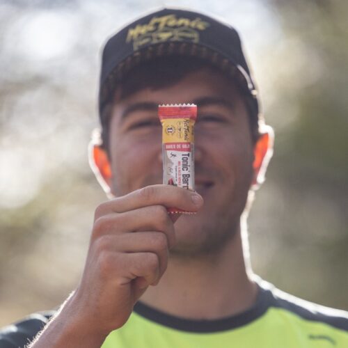 MelTonic Goji Berries Energy Bar combina ingredientes orgánicos y un sabor naturalmente afrutado para proporcionar energía sostenida y una nutrición completa